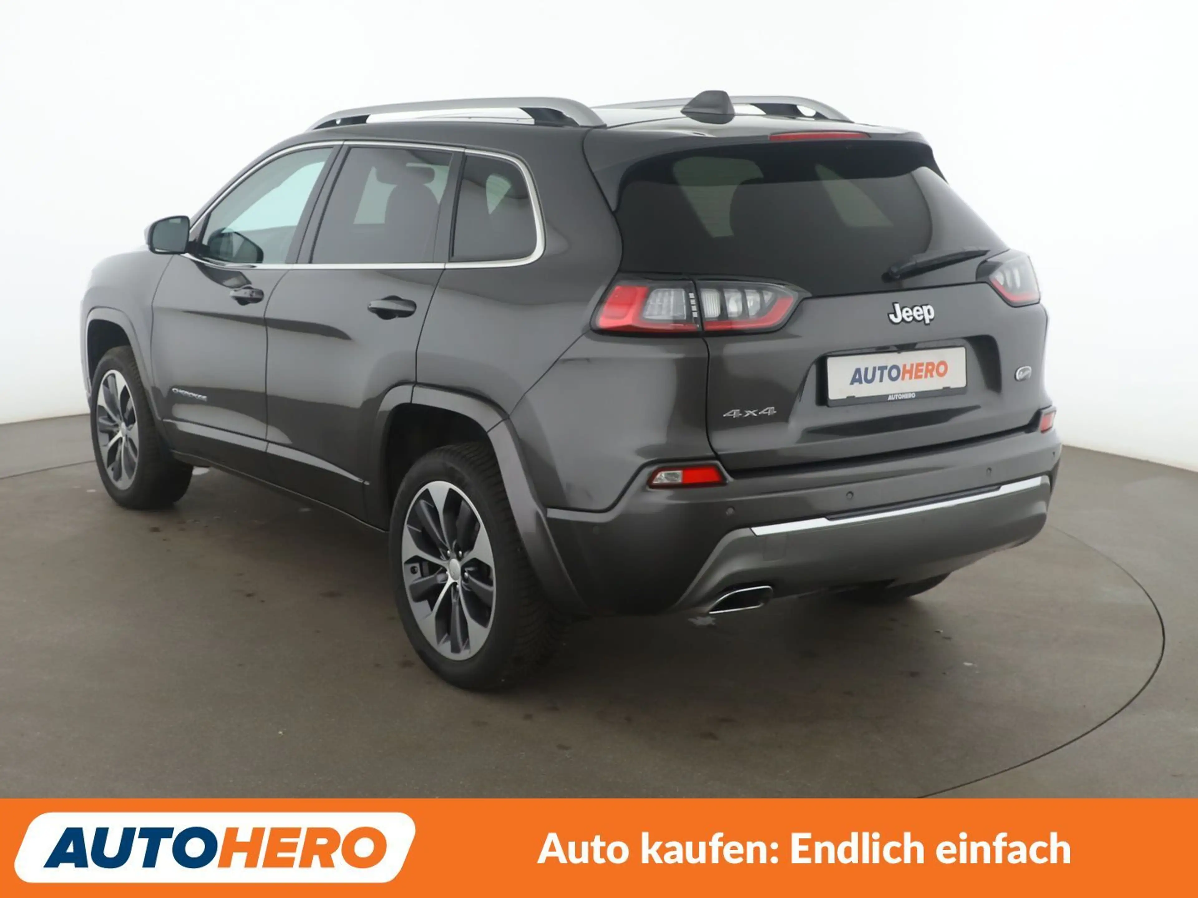 Jeep Cherokee 2.2 M-Jet Overland 4x4 Aut.*NAVI*BI-XENON*ACC*CAM* — photo 4
