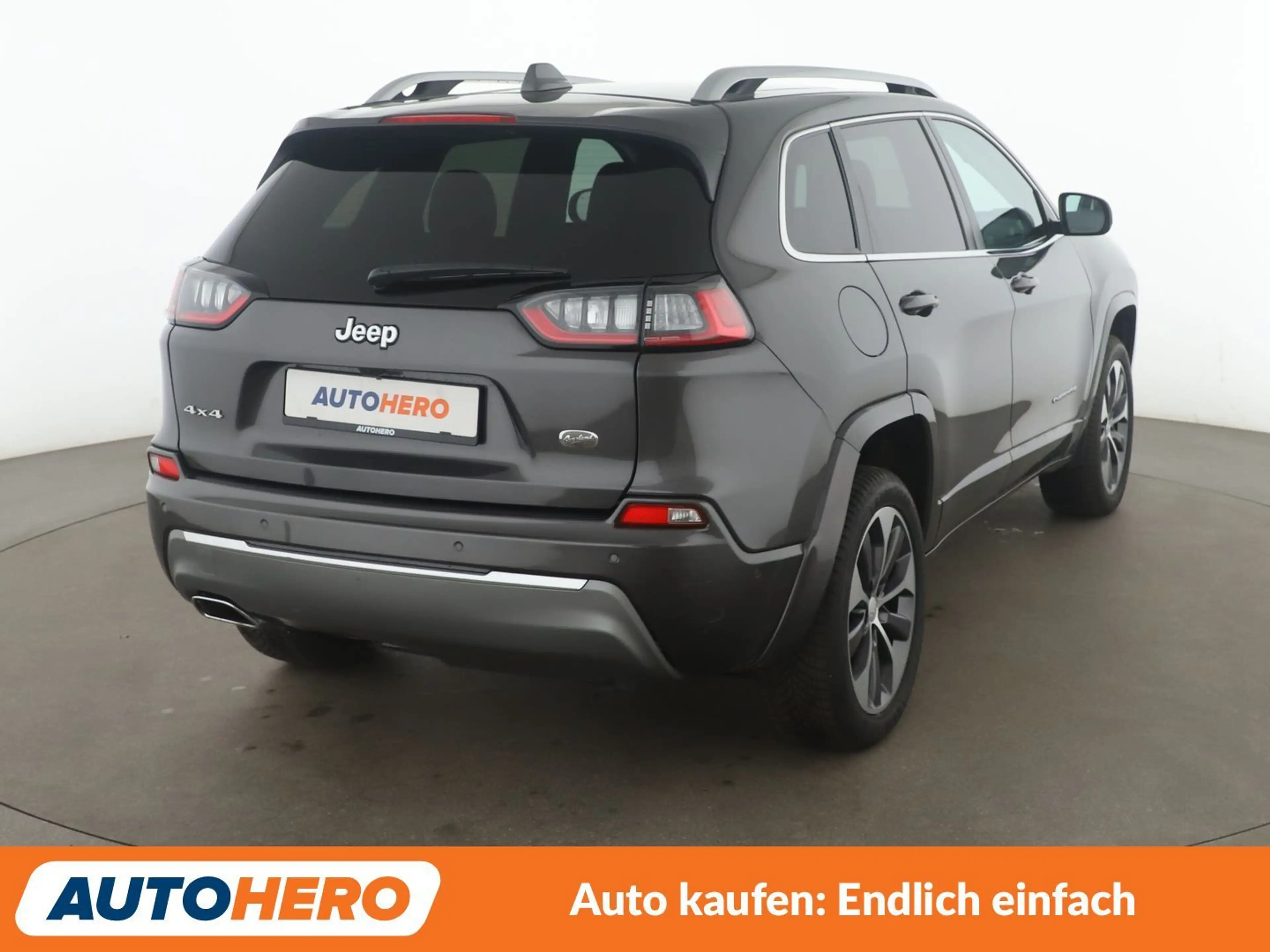 Jeep Cherokee 2.2 M-Jet Overland 4x4 Aut.*NAVI*BI-XENON*ACC*CAM* — photo 6
