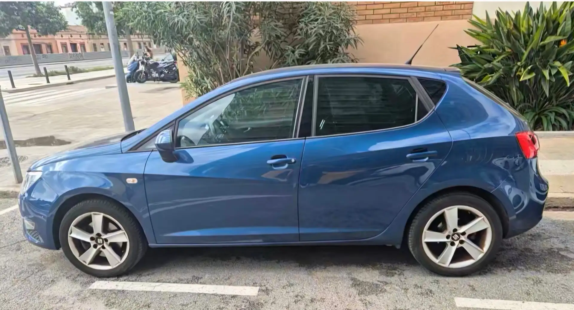 SEAT Ibiza Ibiza 1.6TDI CR FR 105 FR Azul - 1