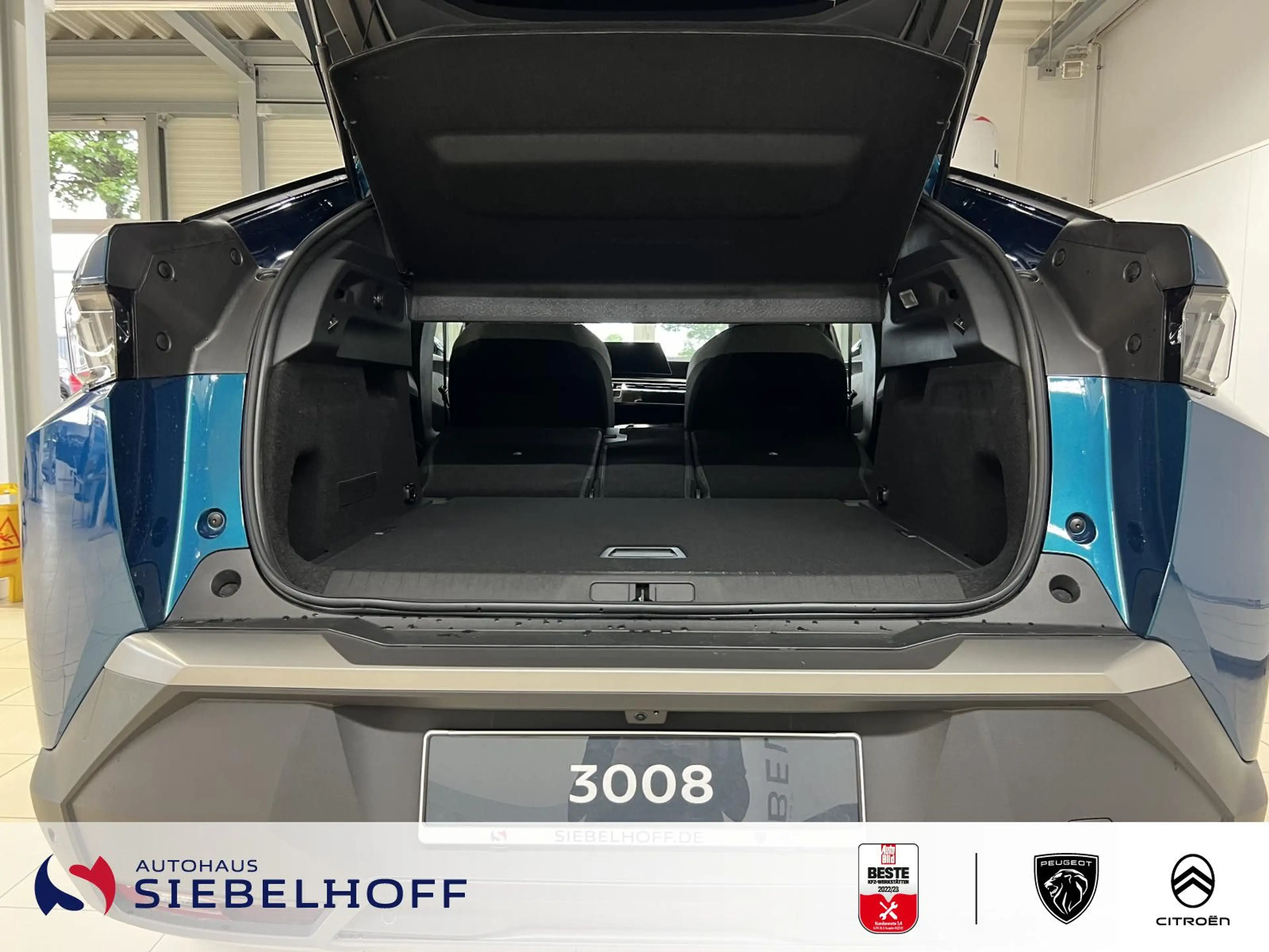 Peugeot 3008 NEU Allure HYBRID 136 e-DSC6 — photo 9