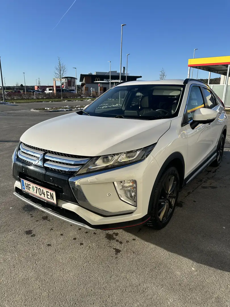 Mitsubishi Eclipse Cross Eclipse Cross 1,5 TC 4WD Intense  CVT Aut. Intense Weiß - 1