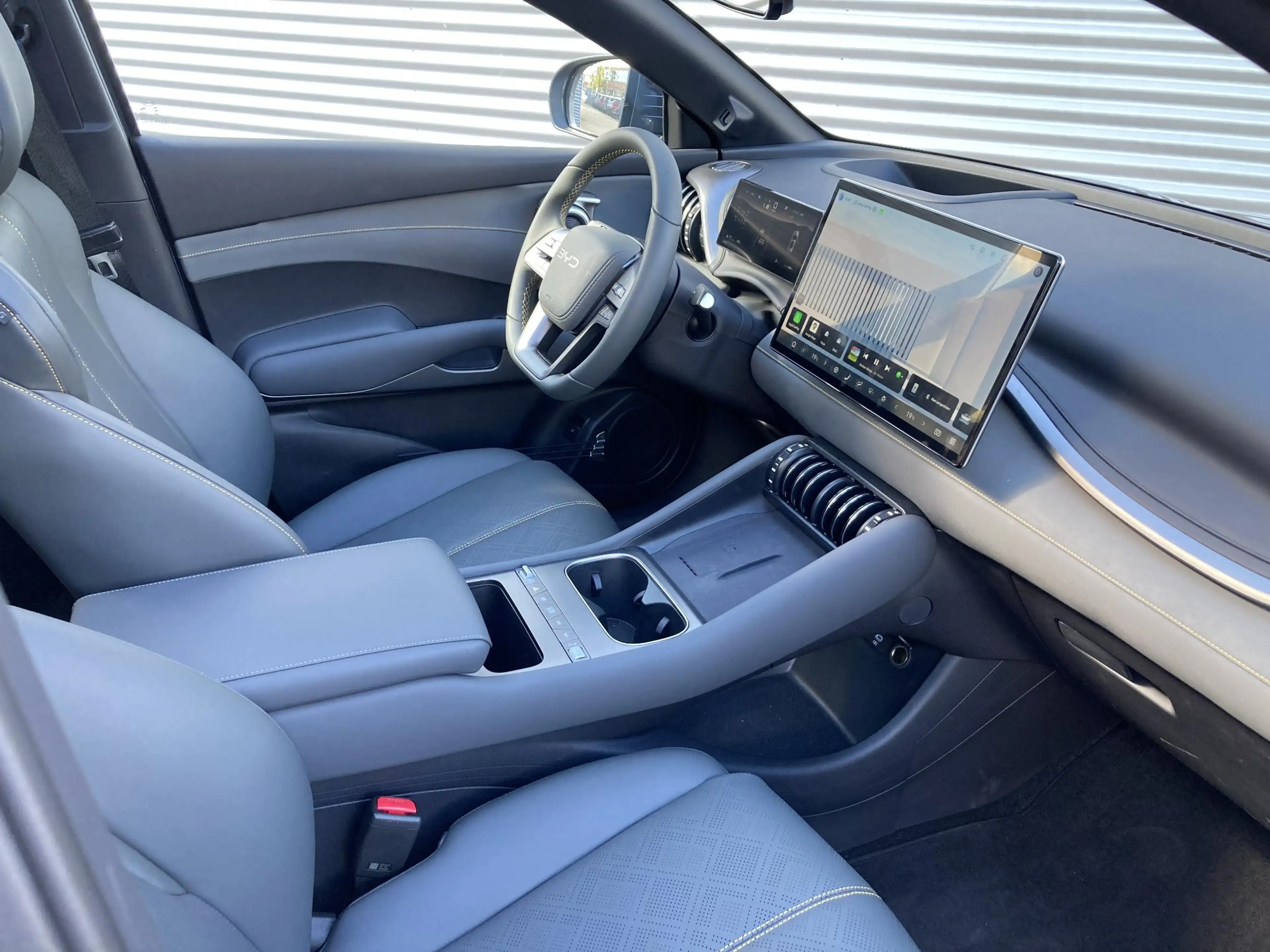 BYD Atto 3 EVO Excellence 74.8 kWh 443 PK | AWD | Panorama Da — photo 2