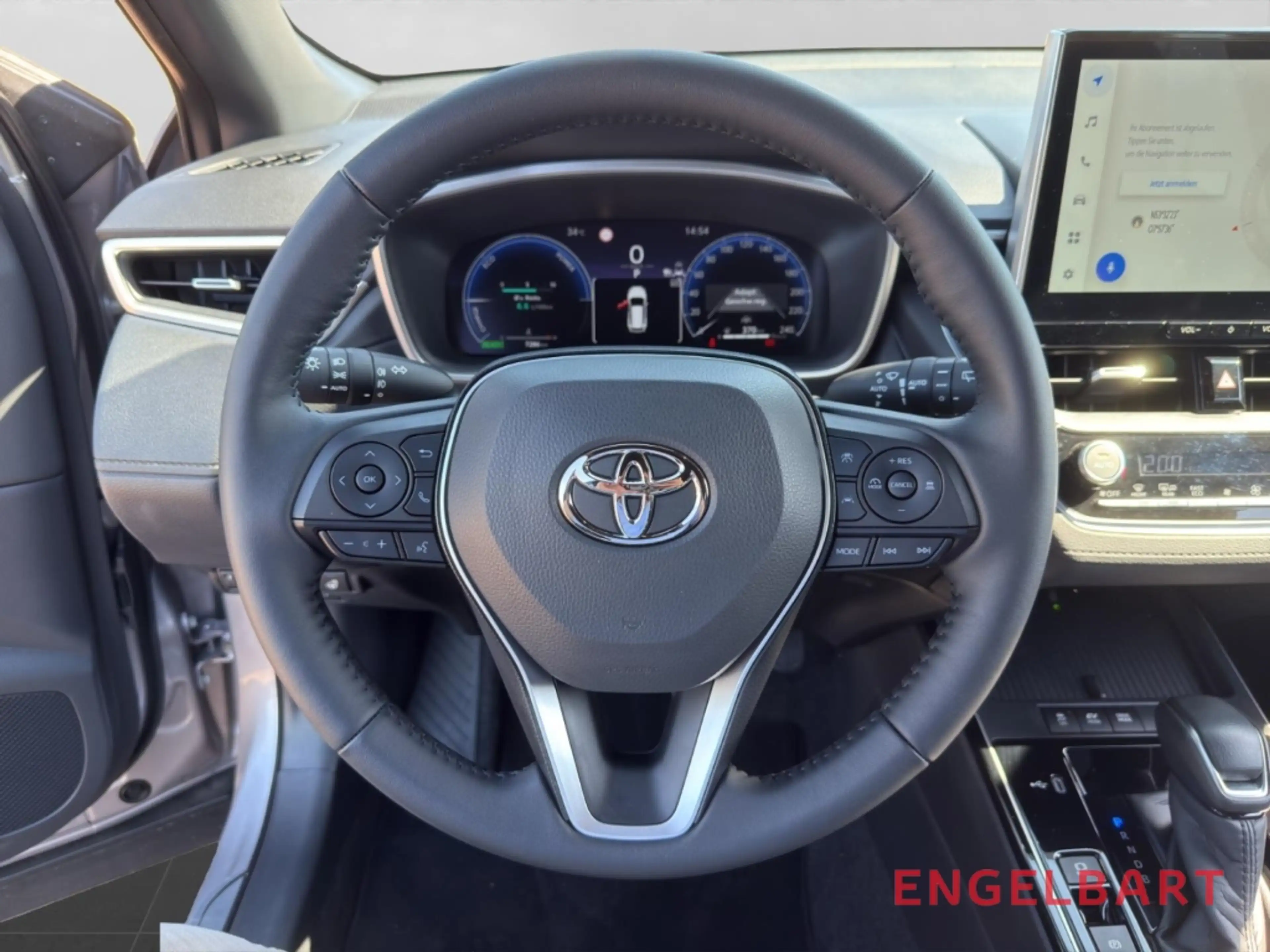 Toyota Corolla Cross Hybrid Team Deutschland Navi CarPlay Sitzheizung R — photo 8