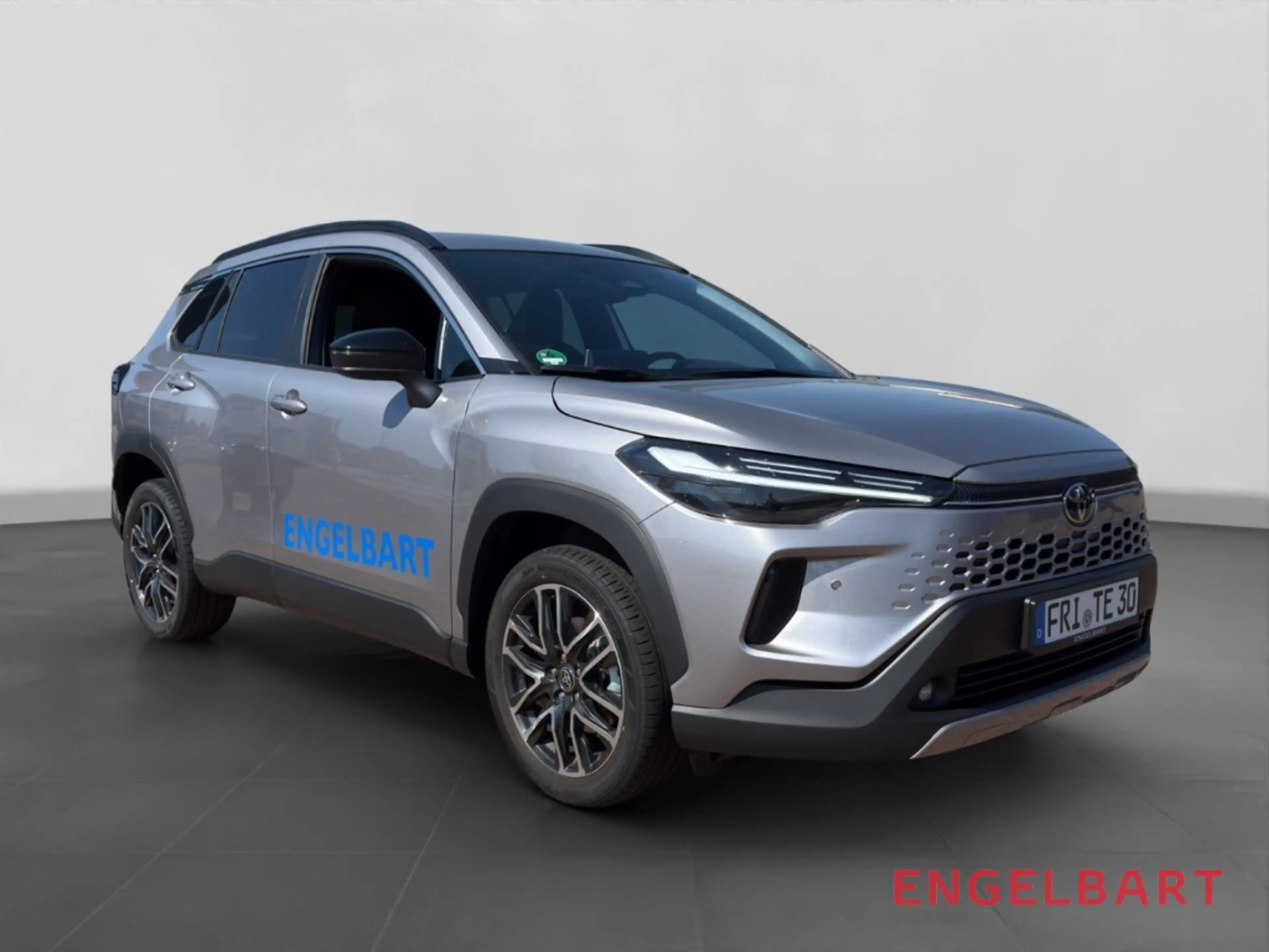 Toyota Corolla Cross Hybrid Team Deutschland Navi CarPlay Sitzheizung R — photo 6