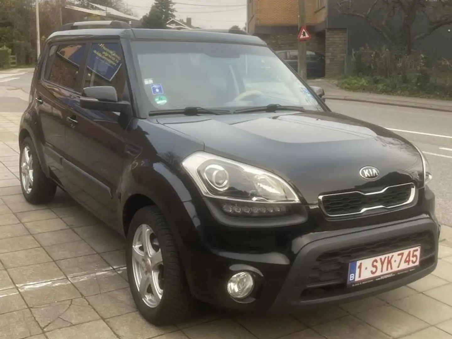 Kia Soul 1.6 Czarny - 1