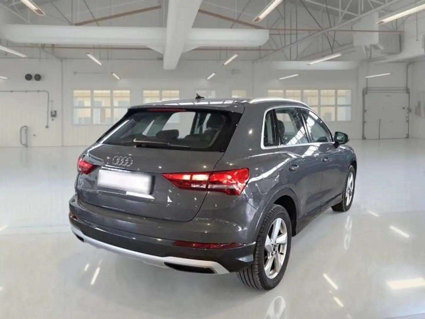 Audi Q3 Q3 35 TDI S tronic Business Advanced Gris - 2