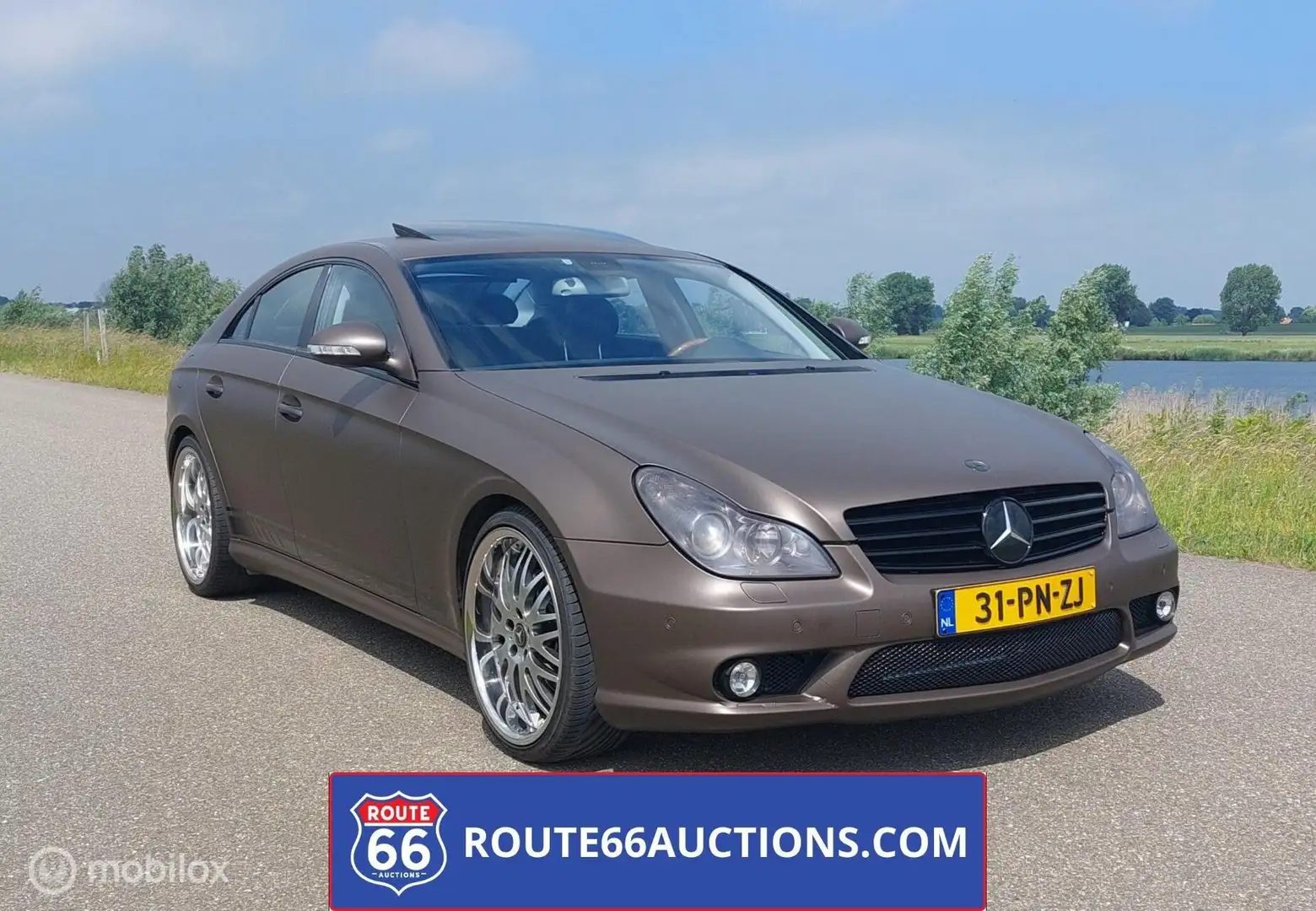 Mercedes-Benz CLS 500 AMG Zwart - 1