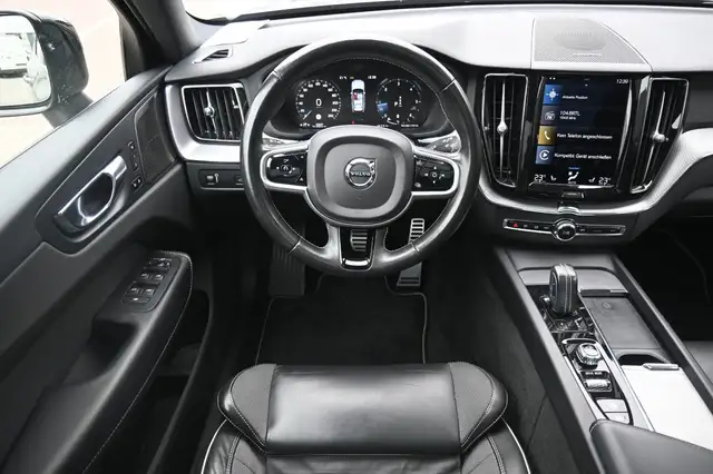 Volvo XC60 view 20