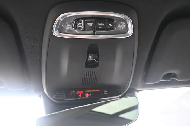 Volvo XC60 view 28