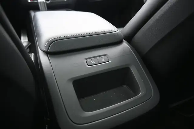 Volvo XC60 view 26