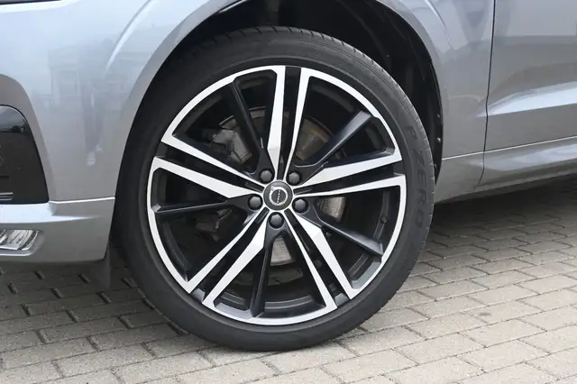Volvo XC60 view 10