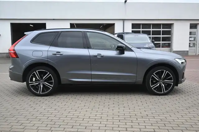 Volvo XC60 view 6