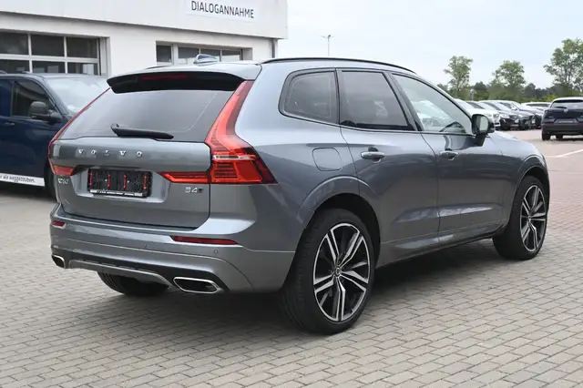 Volvo XC60 view 5