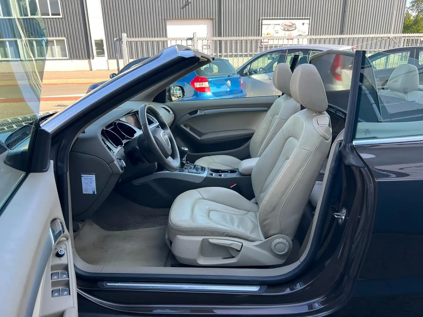 Audi A5 Cabriolet 1.8 TFSI S-edition Leder Clima Cruise Na Brun - 2