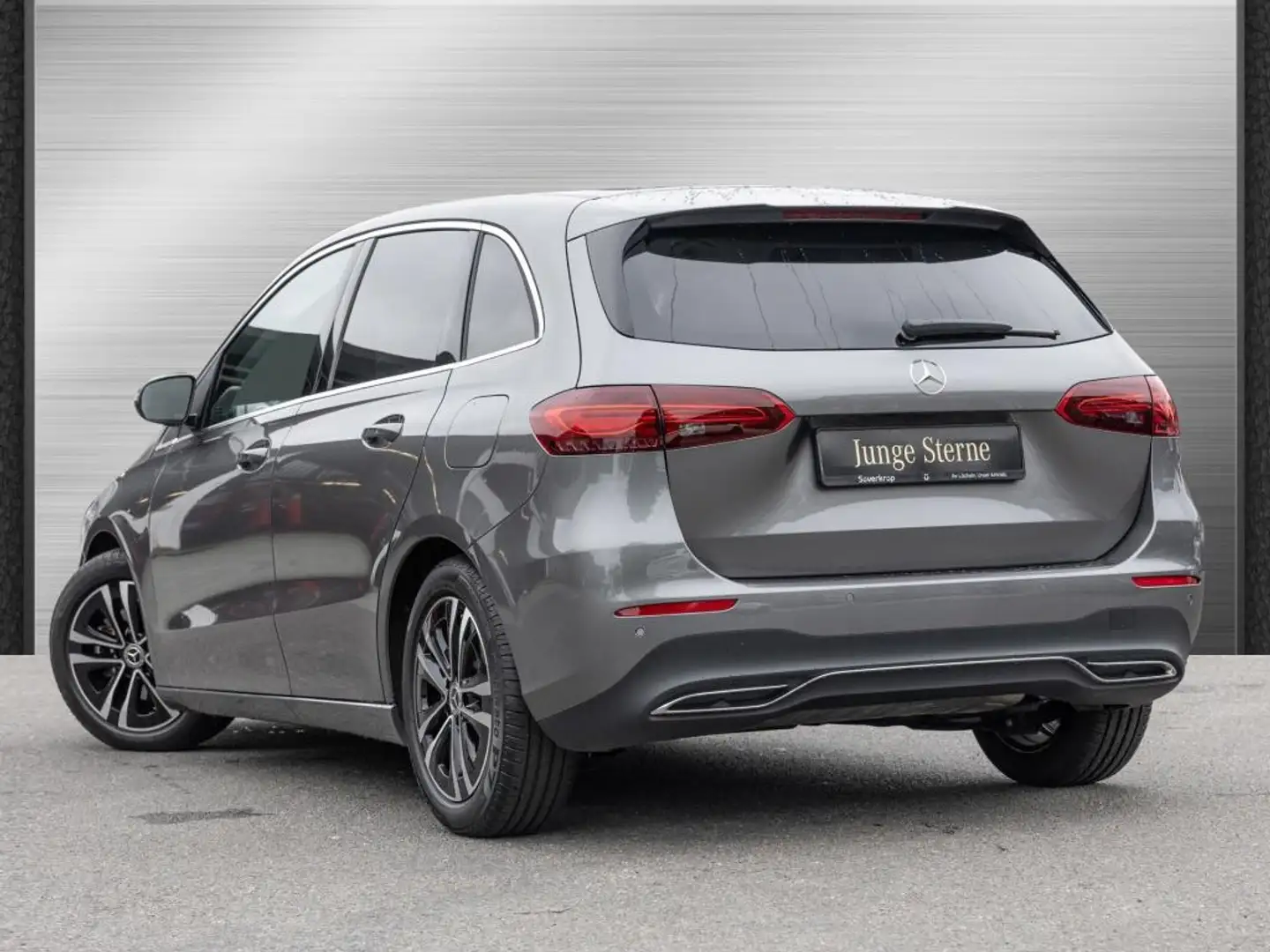 Mercedes-Benz B 200 , PROGRESSIVE SPUR DISTR KAMERA PDC SHZ Grau - 2