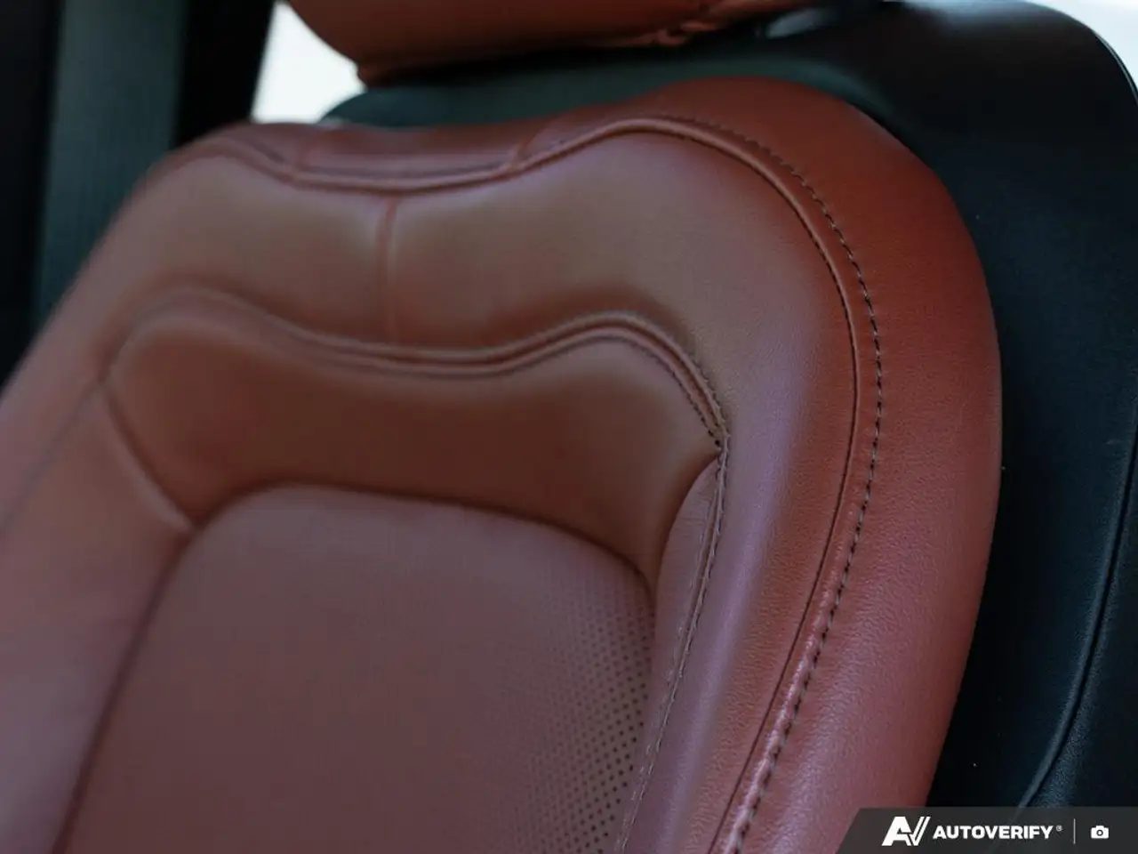 Lincoln Aviator снимка Lincoln Aviator