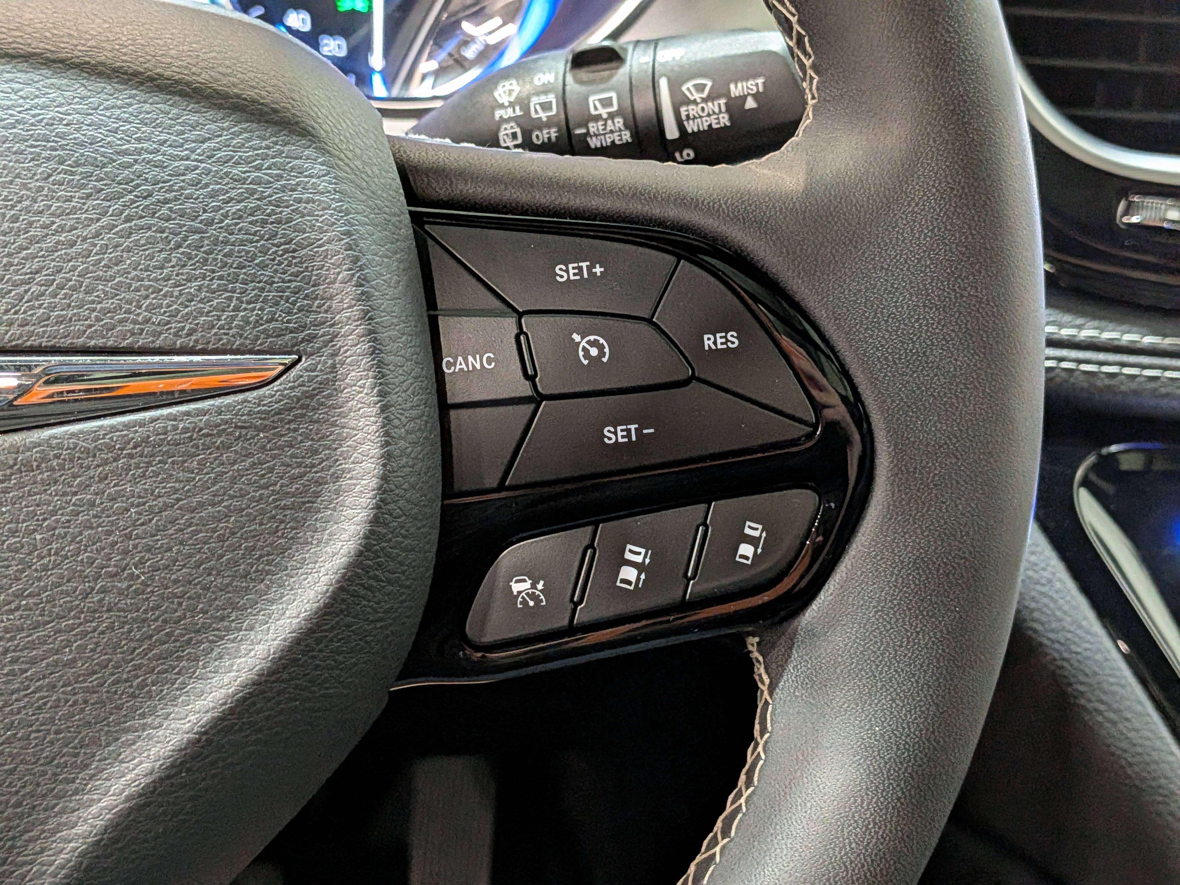 Chrysler Pacifica 2025