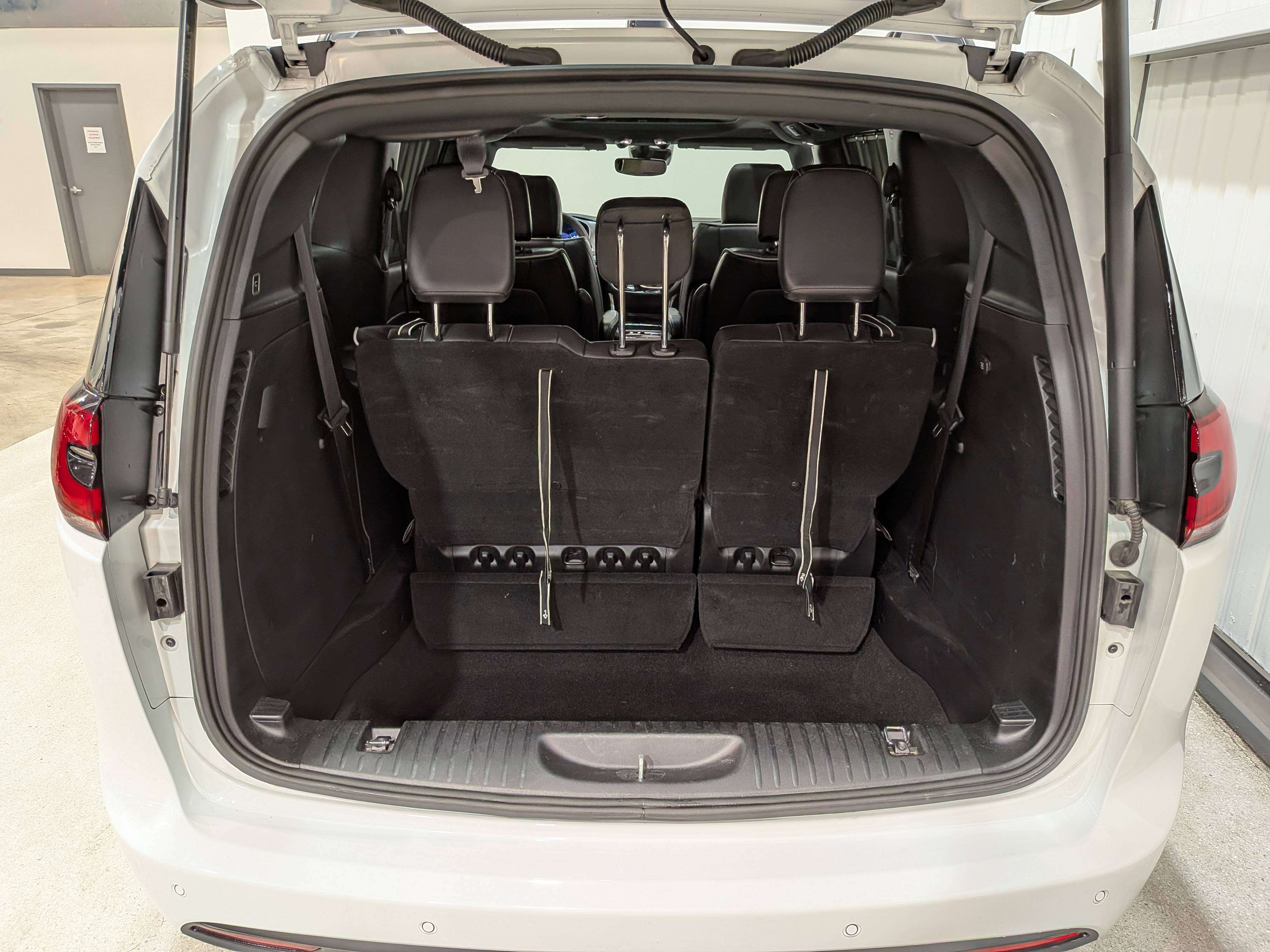 Chrysler Pacifica 2025