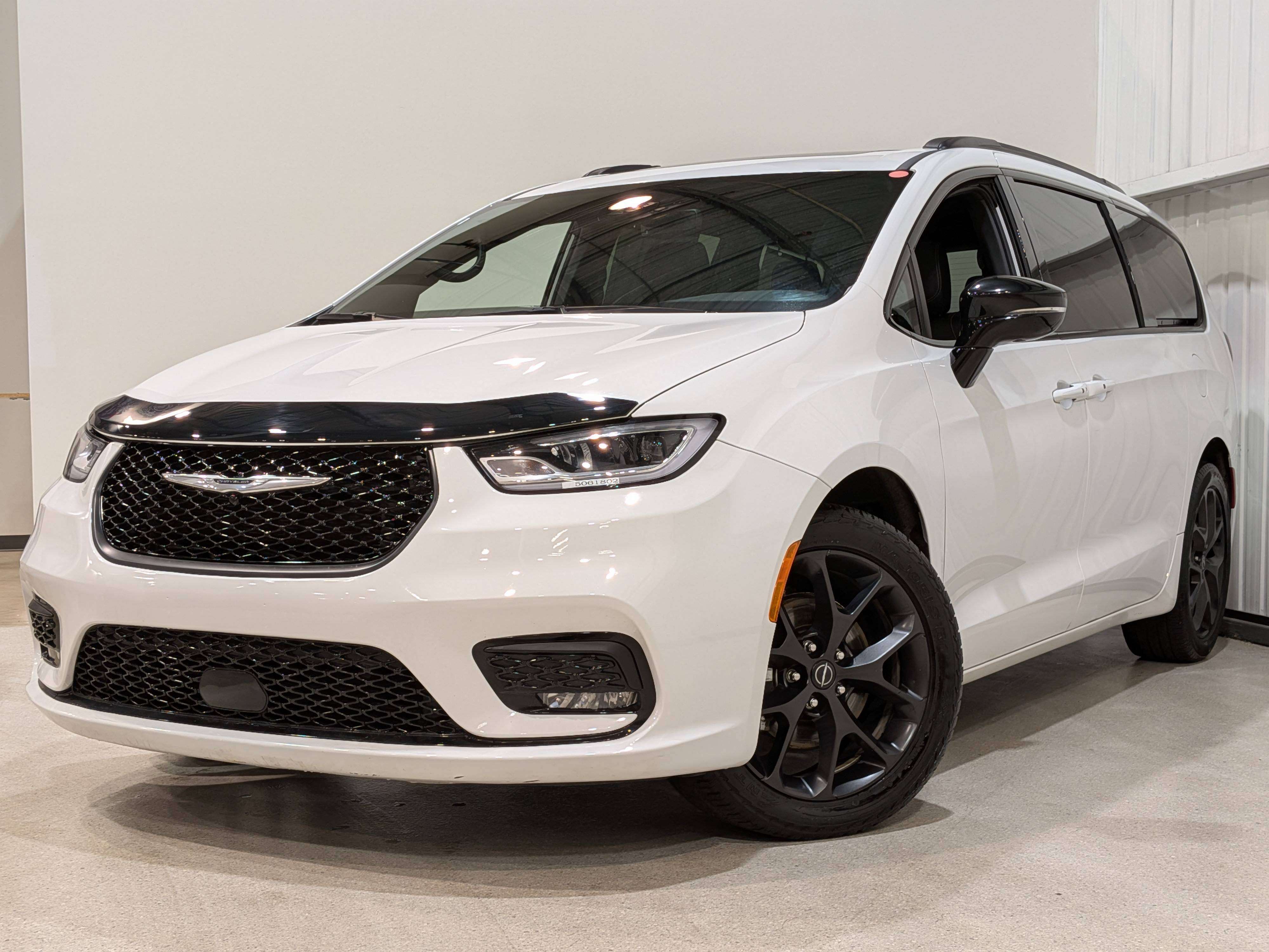 Chrysler Pacifica 2025