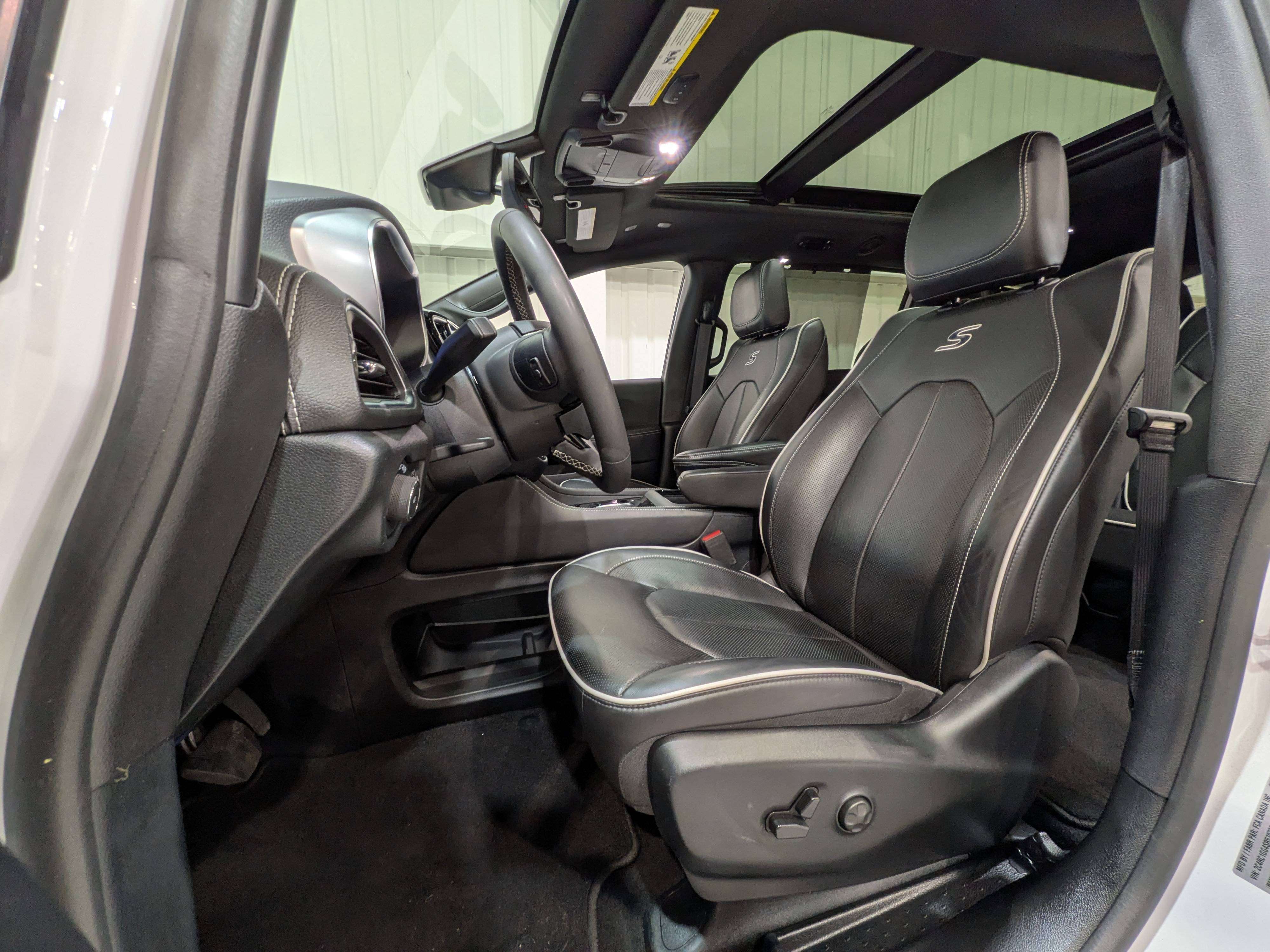 Chrysler Pacifica 2025