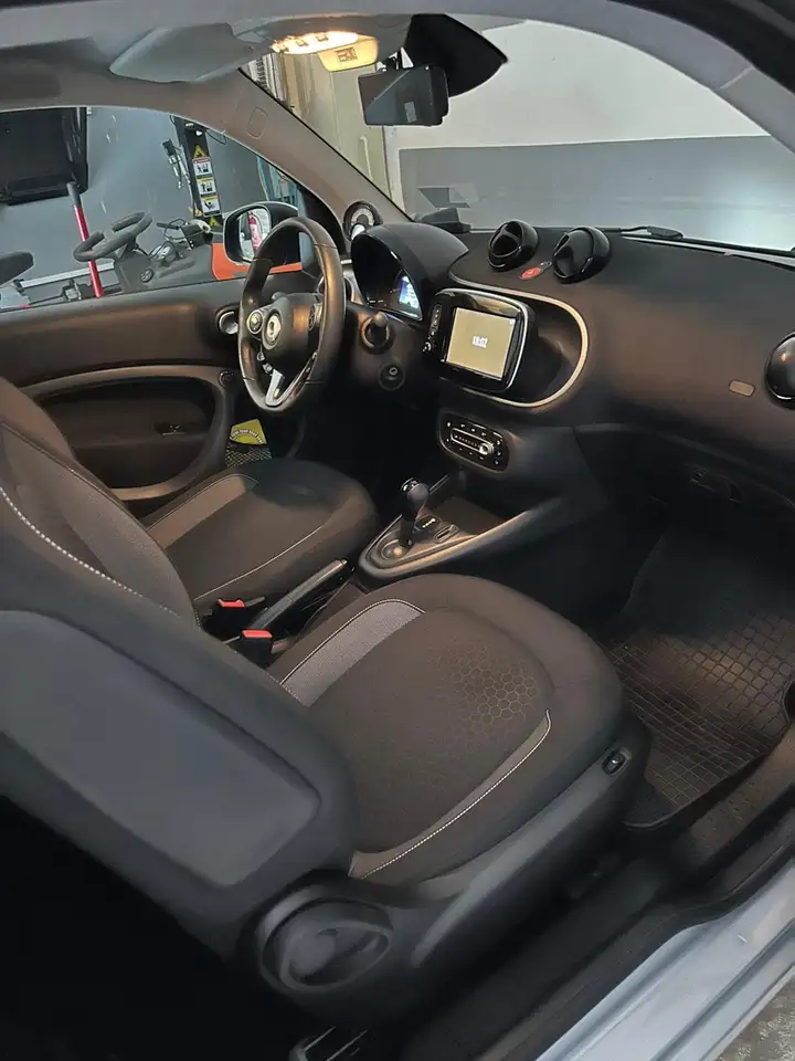 smart forTwo 2021 — фото 13