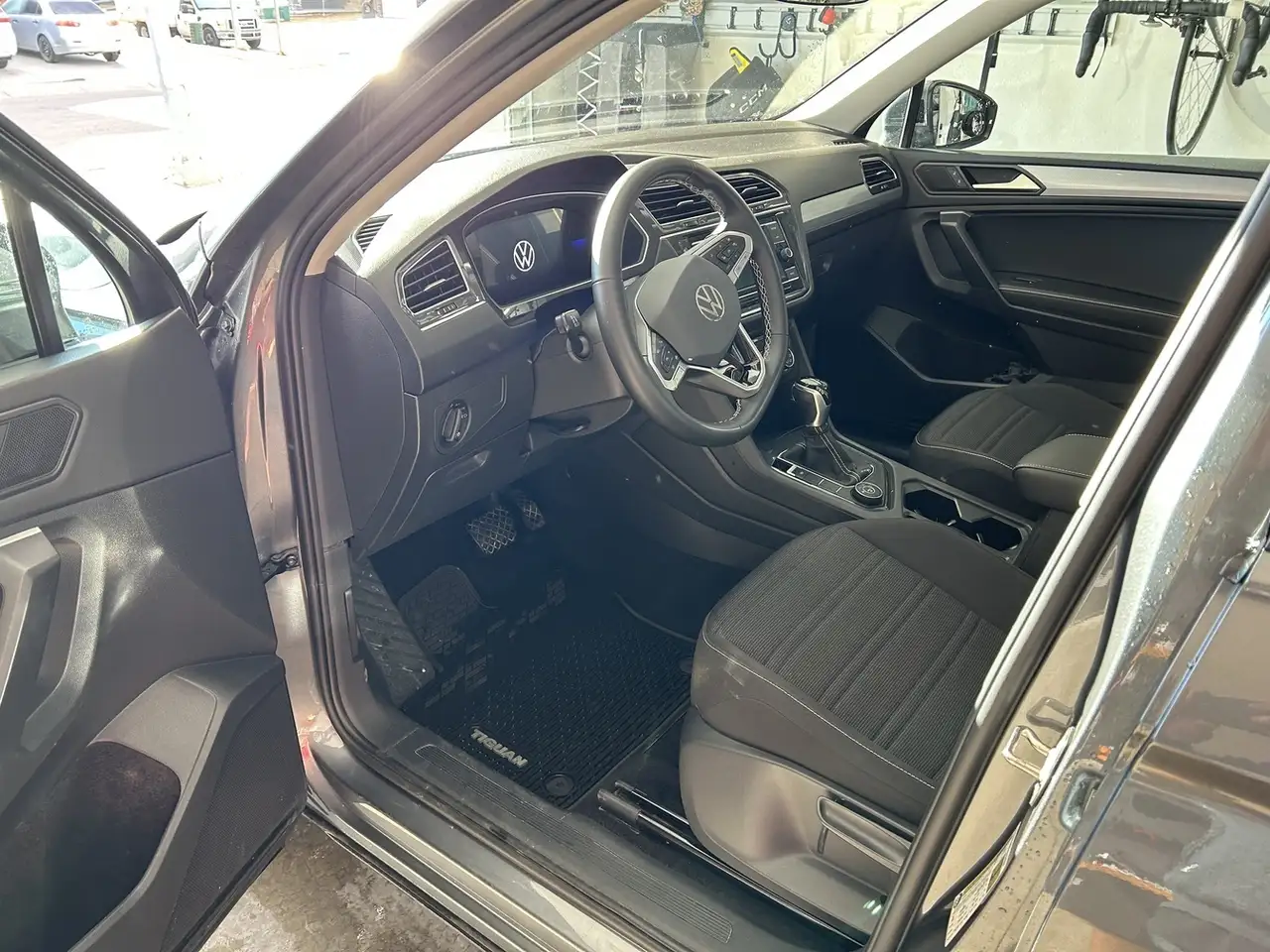Volkswagen Tiguan снимка Volkswagen Tiguan