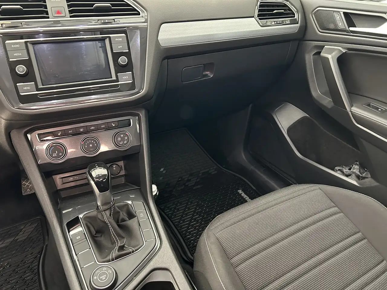 Volkswagen Tiguan снимка Volkswagen Tiguan