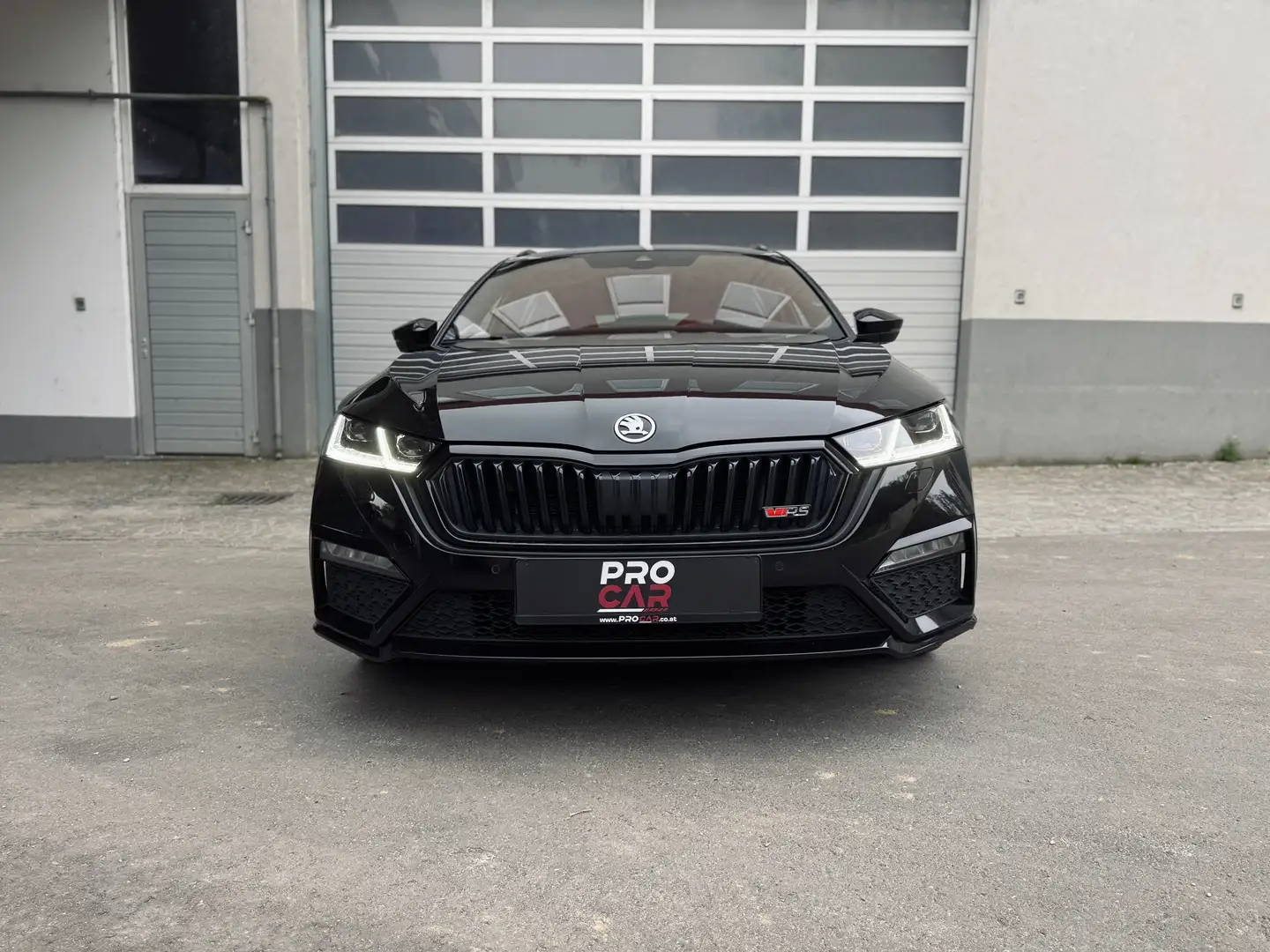 Skoda Octavia Combi 1.4 TSI RS iV *Virtual/Matrix/HeadUp/Canton* Schwarz - 2
