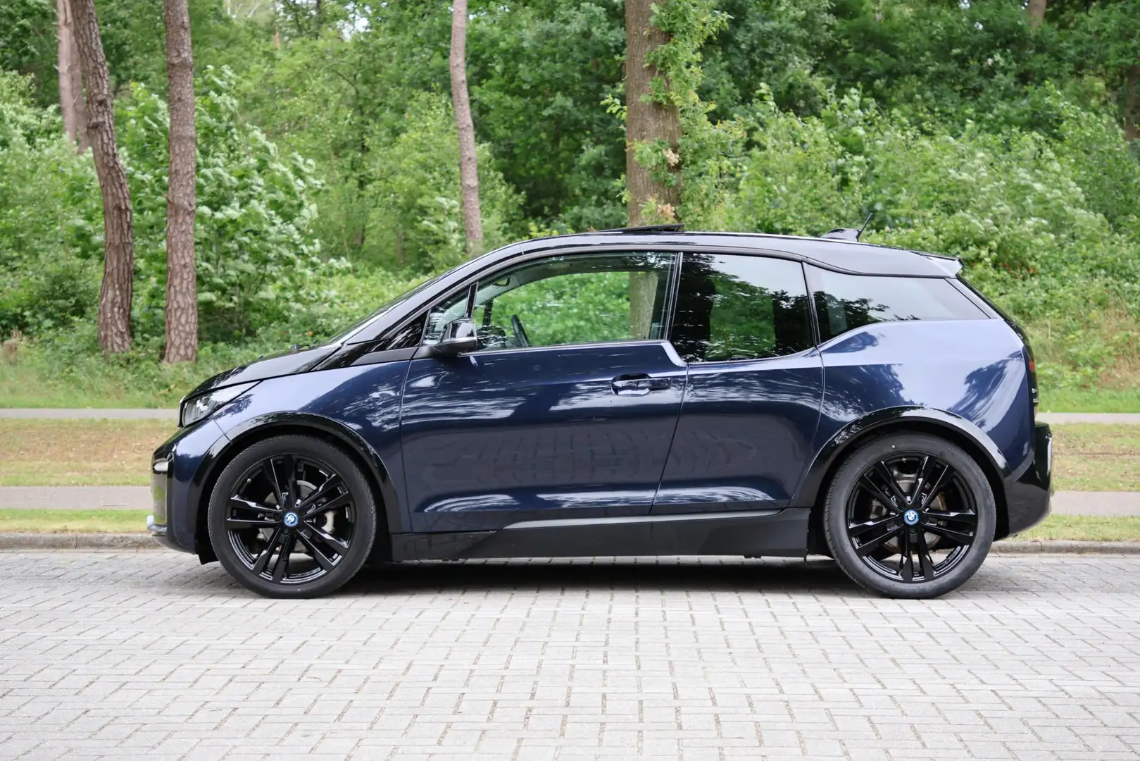 BMW i3 S 94Ah 33 kWh Warmtepomp, Afneembare trekhaak, 20" Blauw - 2