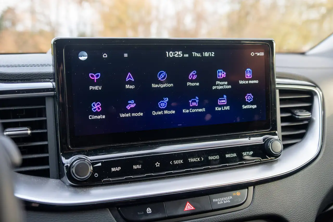 Kia Ceed SW 1.6 GDi PHEV Business Line DCT Leasing 100% deductible, миниатюра 18