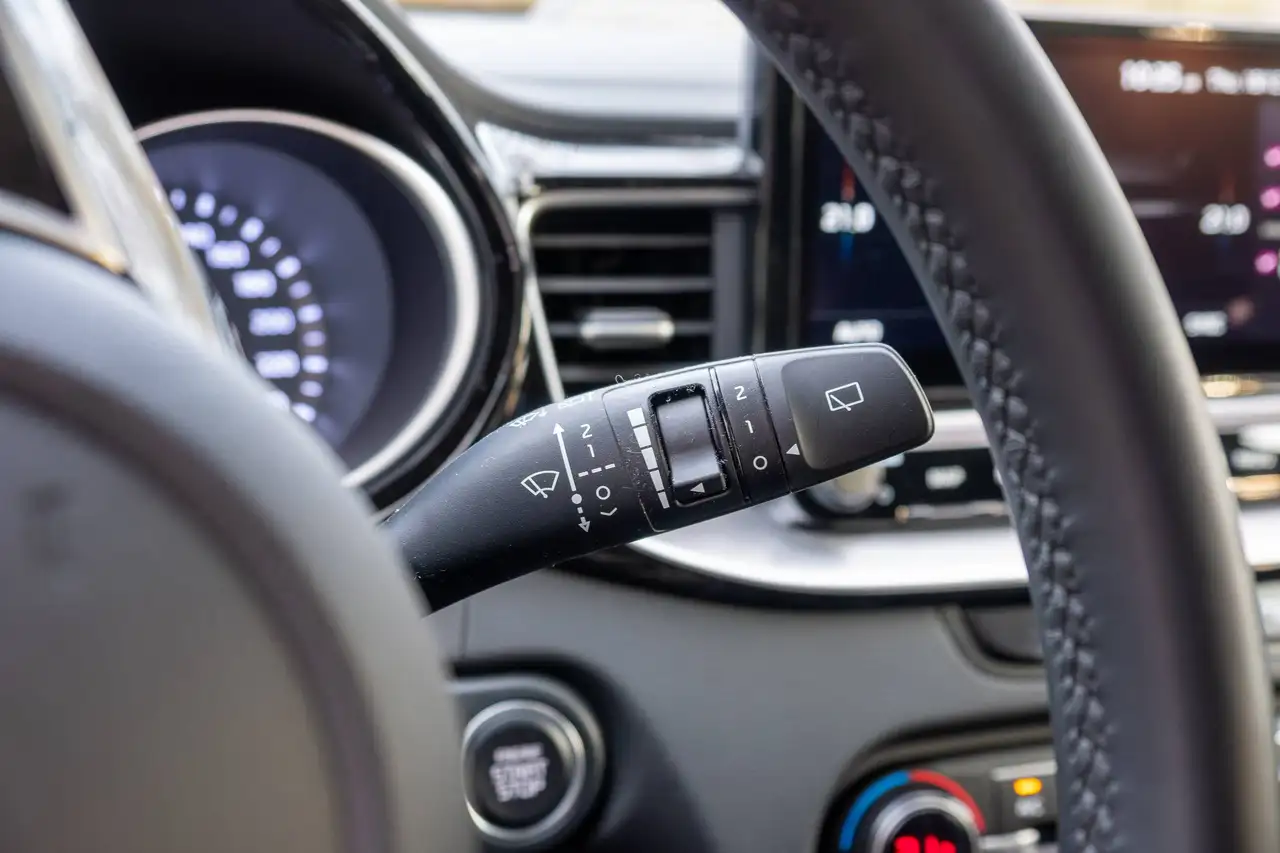 Kia Ceed SW 1.6 GDi PHEV Business Line DCT Leasing 100% deductible, миниатюра 24