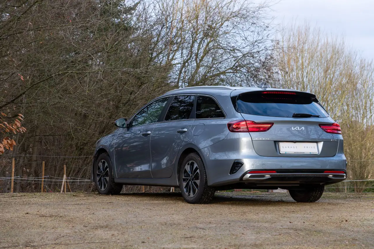 Kia Ceed SW 1.6 GDi PHEV Business Line DCT Leasing 100% deductible, миниатюра 4
