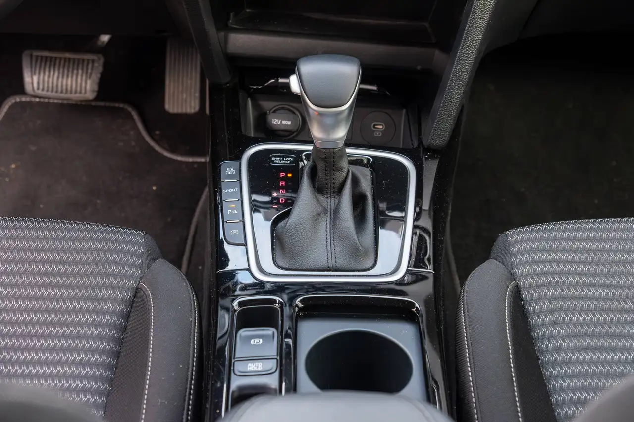 Kia Ceed SW 1.6 GDi PHEV Business Line DCT Leasing 100% deductible, миниатюра 11