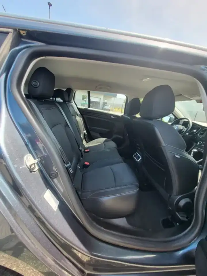 Renault Megane Berline — photo 3
