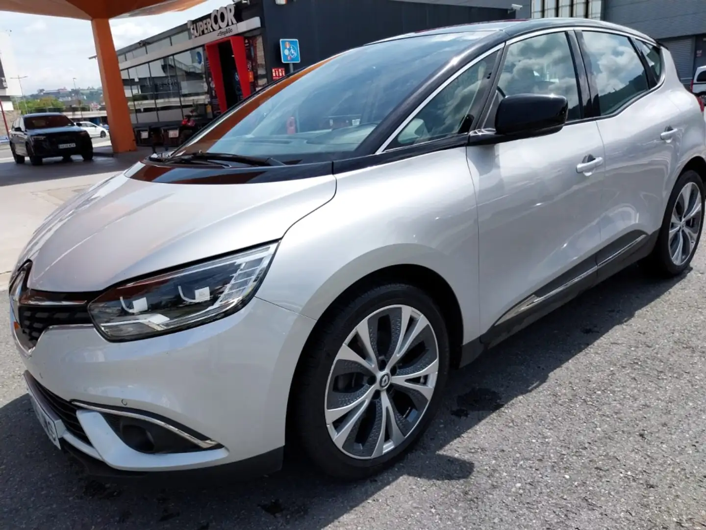 Renault Scenic 1.5dCi Zen Collection 81kW Gris - 1