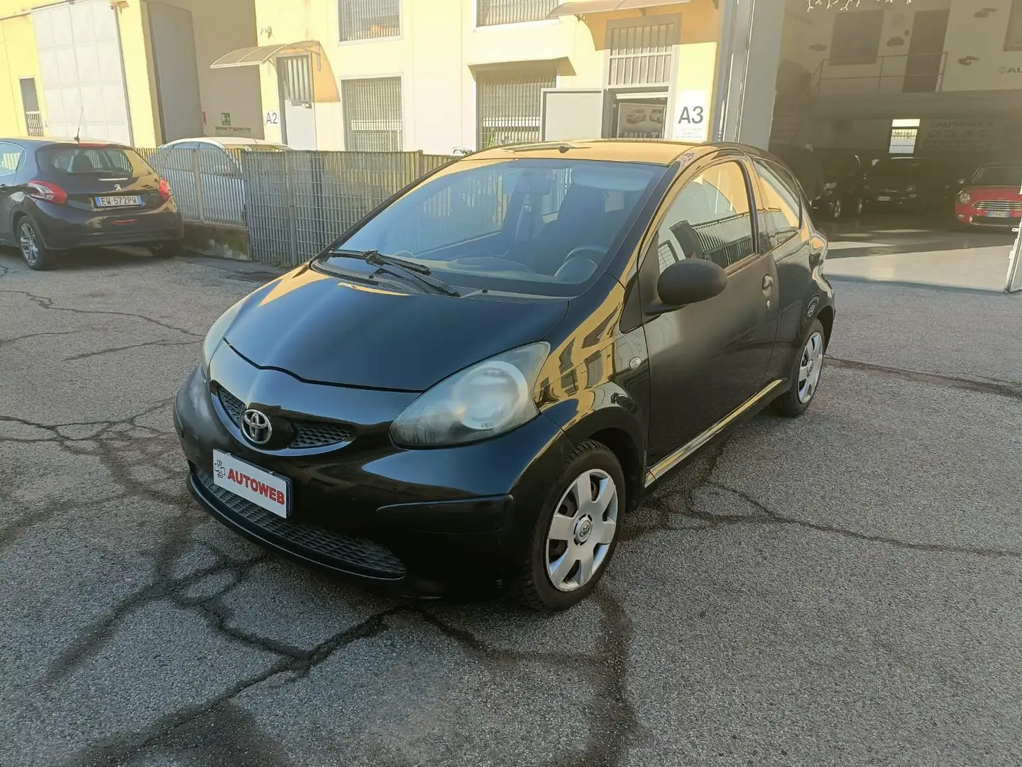 Toyota Aygo 3p 1.0 68cv Now Nero - 2