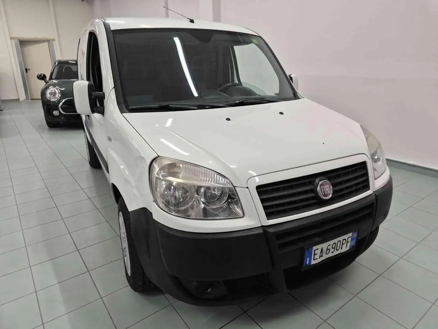 Fiat Doblo Doblò 1.6 16V Nat.Pow. PC-TN Carg.Lam.SX Weiß - 2