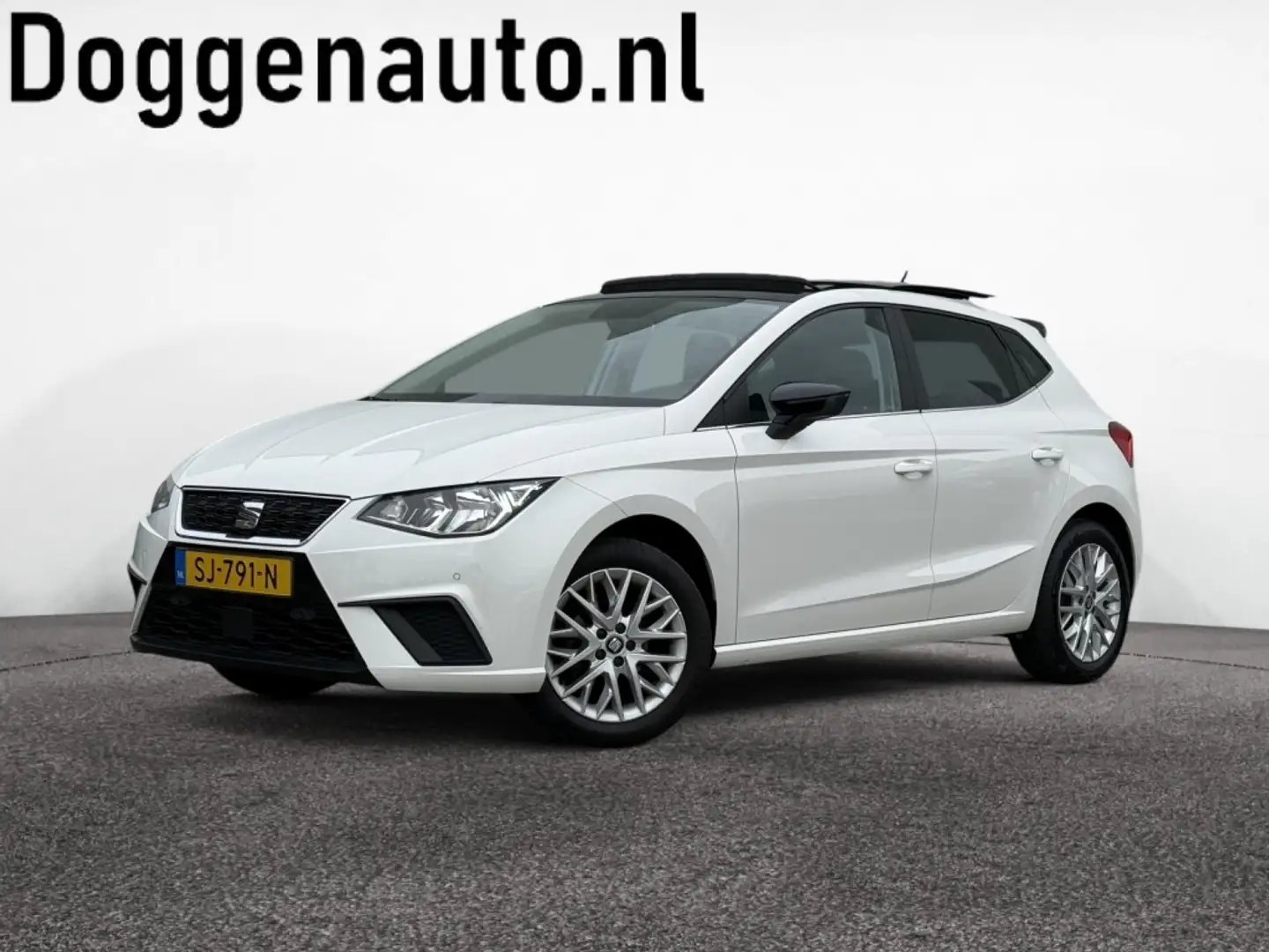 SEAT Ibiza 1.0 TSI St. BnsInt. Pano Navi NAP Blanc - 1