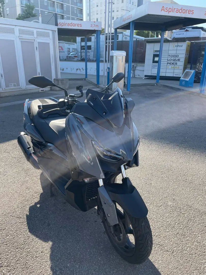 Yamaha X-Max 300 Tech Max Gris - 2
