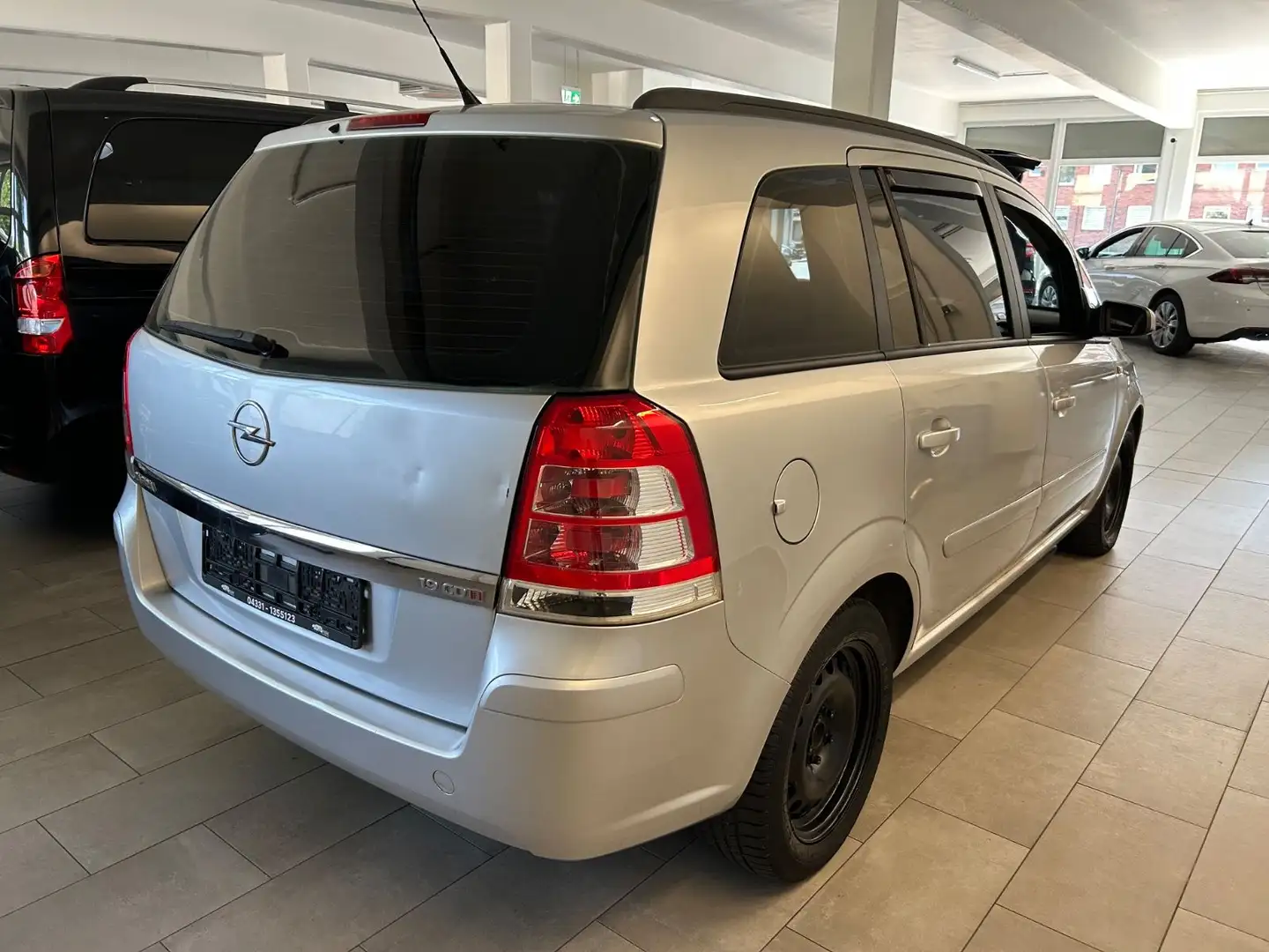 Opel Zafira B Edition Silber - 2