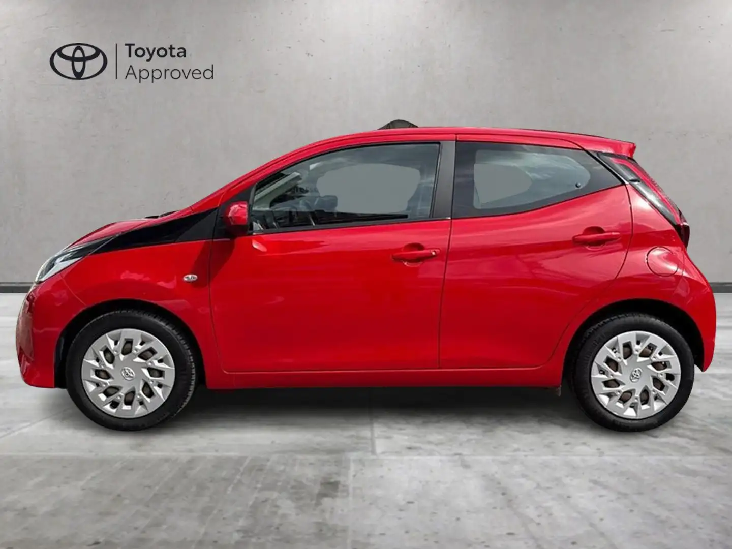Toyota Aygo Aygo 5p 1.0 x-cool 72cv Rosso - 2