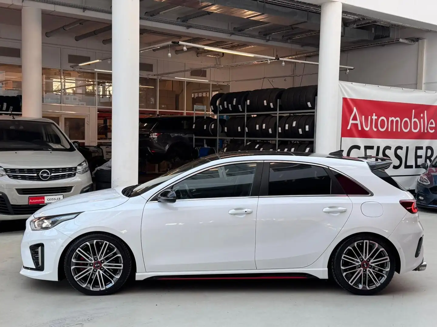 Kia Ceed / cee'd GT LED Panorama Navi Kamera JBL Klappe-AGA Weiß - 2