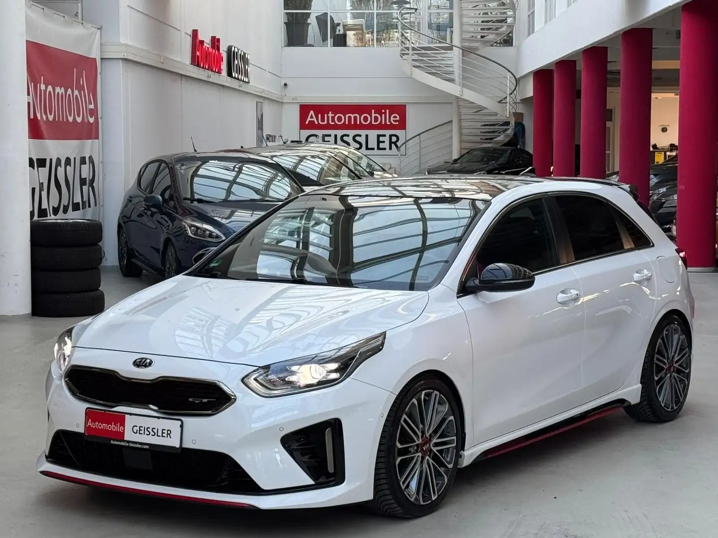 Kia Ceed / cee'd GT LED Panorama Navi Kamera JBL Klappe-AGA Weiß - 1
