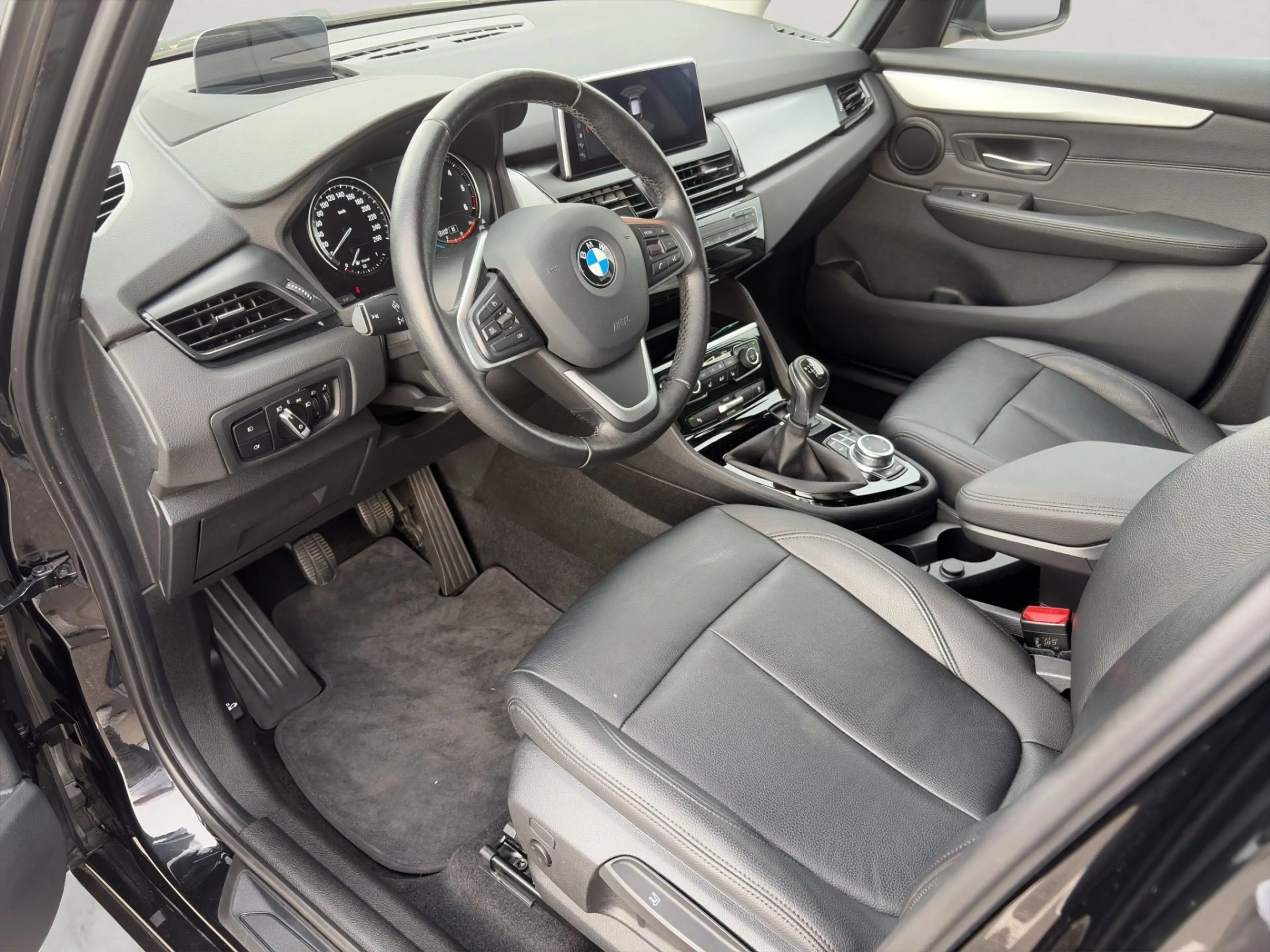 BMW 216 216d Active Tourer Advantage;LEDER;HEADUP;R-KAMER — photo 9