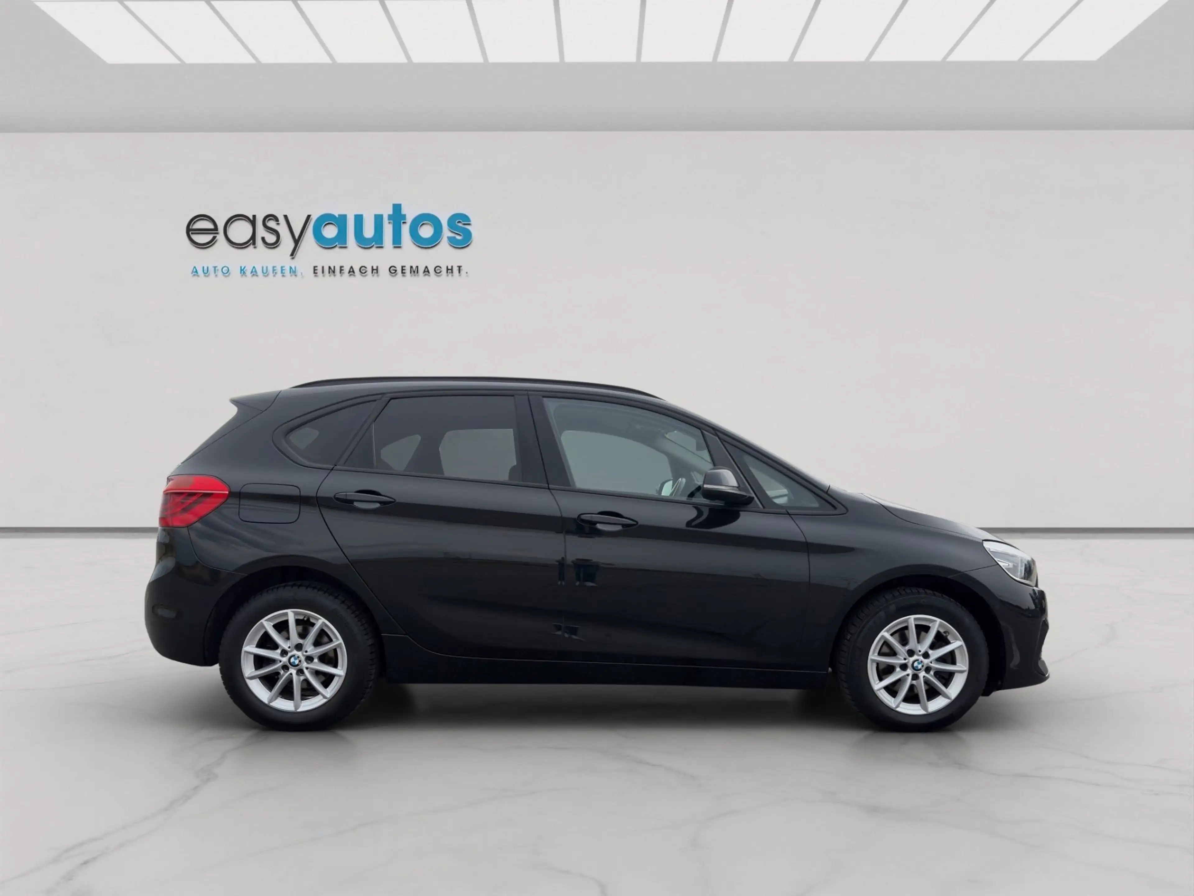 BMW 216 216d Active Tourer Advantage;LEDER;HEADUP;R-KAMER — photo 7