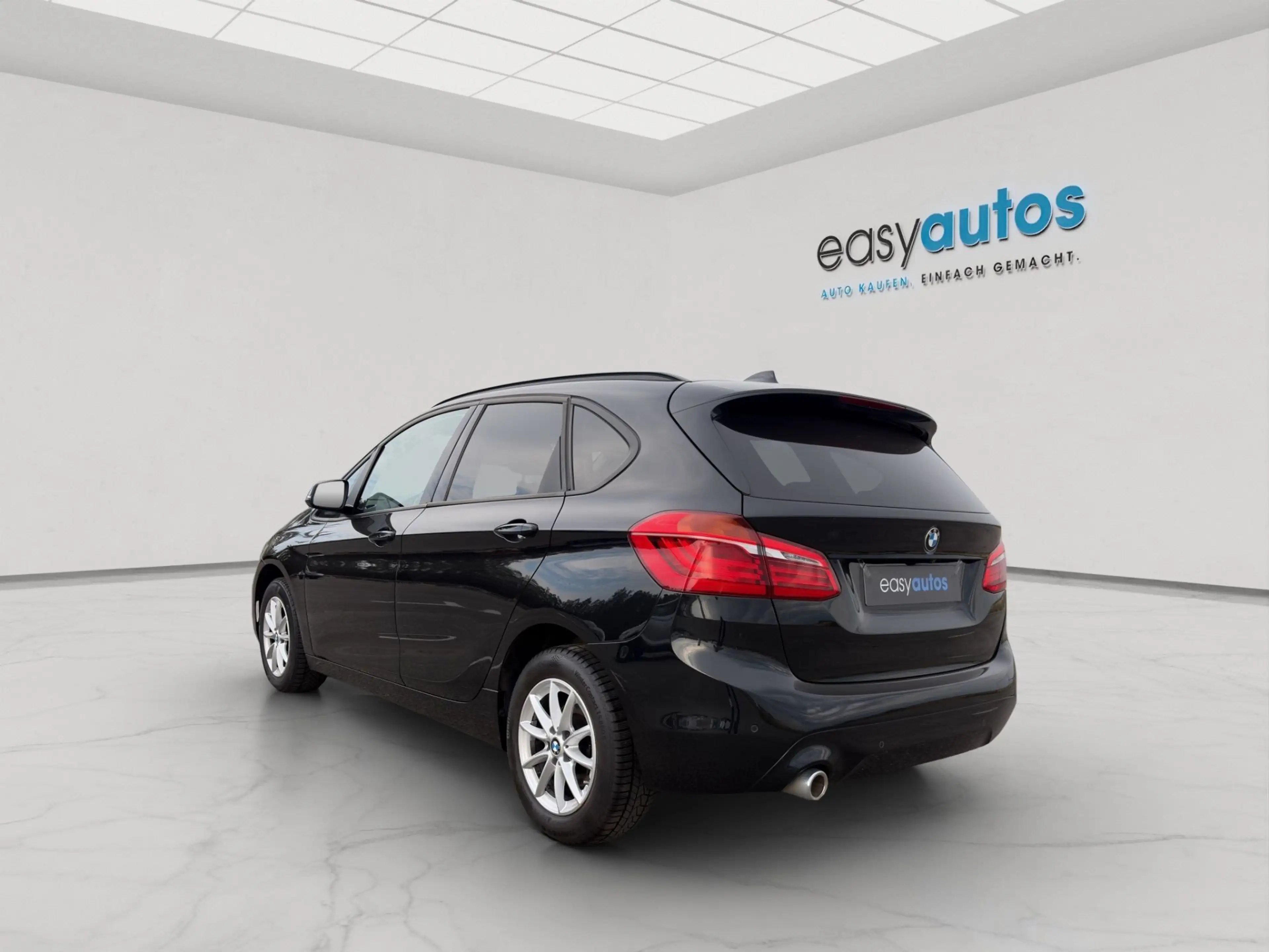 BMW 216 216d Active Tourer Advantage;LEDER;HEADUP;R-KAMER — photo 6