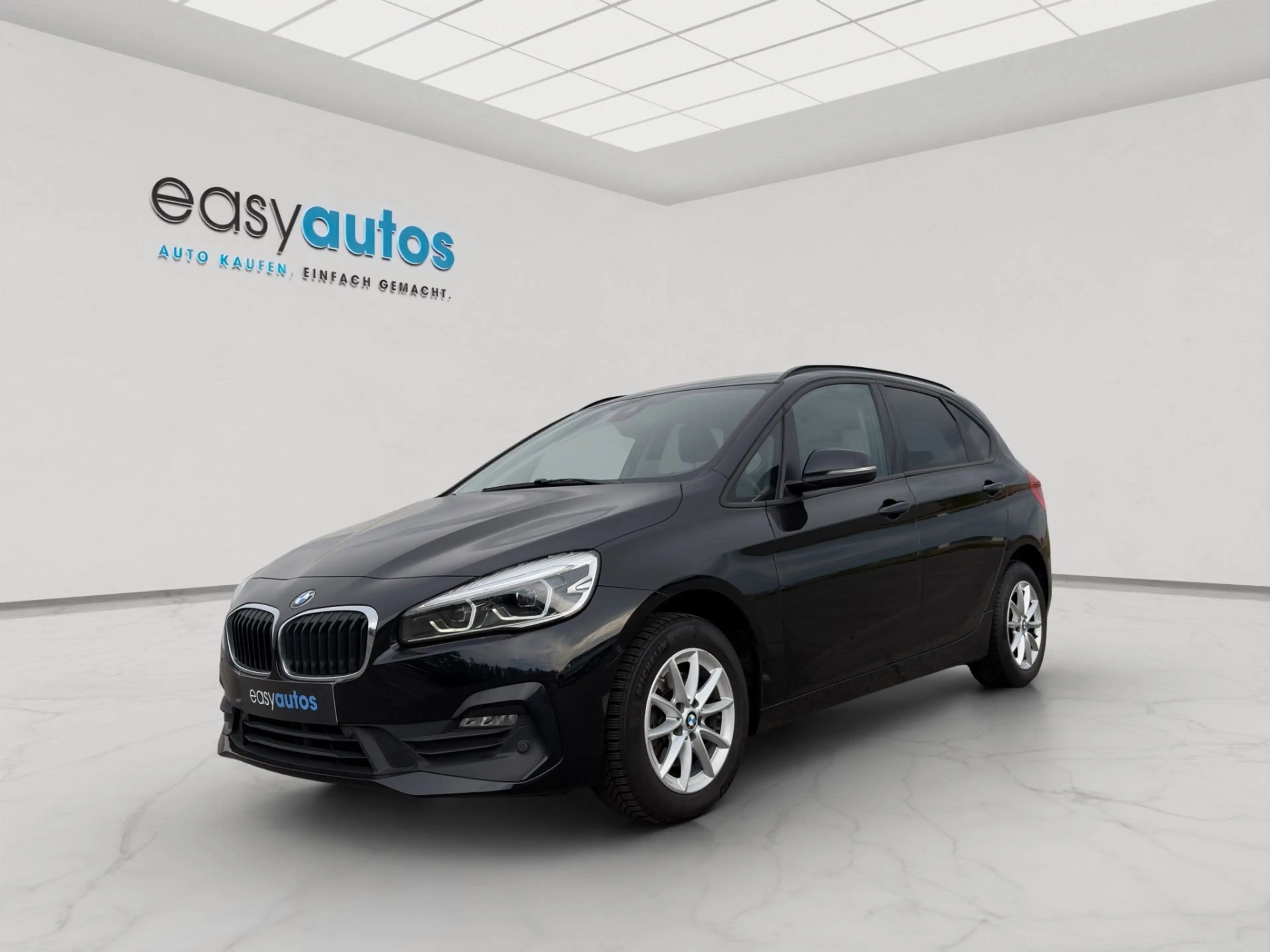 BMW 216 216d Active Tourer Advantage;LEDER;HEADUP;R-KAMER