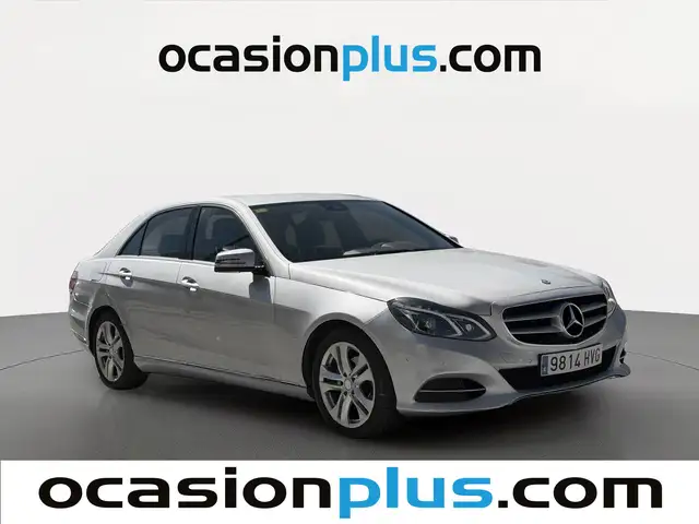 Mercedes-Benz E-Class view 2