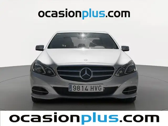 Mercedes-Benz E-Class view 12