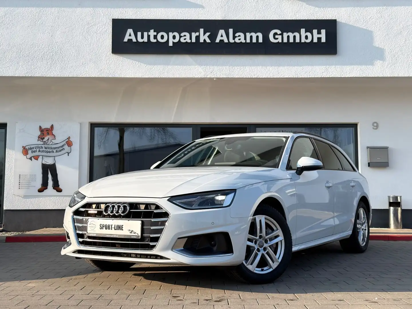 Audi A4 Avant 40 TDI quattro advanced ACC Lane ViCo Weiß - 1